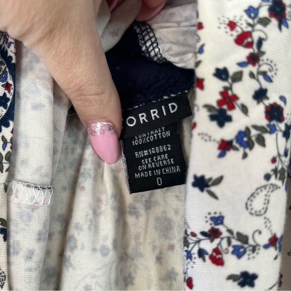 Torrid paisley print eyelet cold shoulder top - Picture 3 of 5